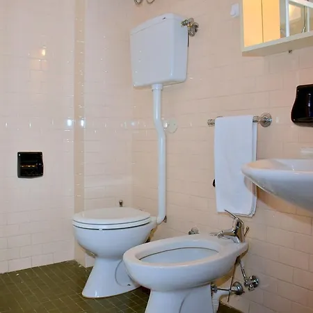 Bright Flat Overlooking The Sea With Side Sea View * Bibione