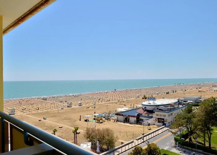 Bright Flat Overlooking The Sea-beahost Daire *